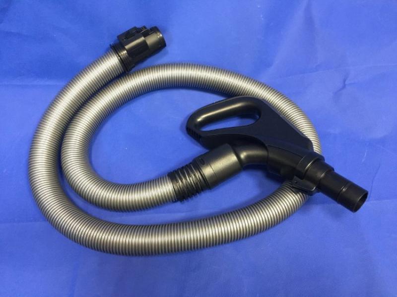 داخل یک شیلنگ فلزی بافته شده چیست؟